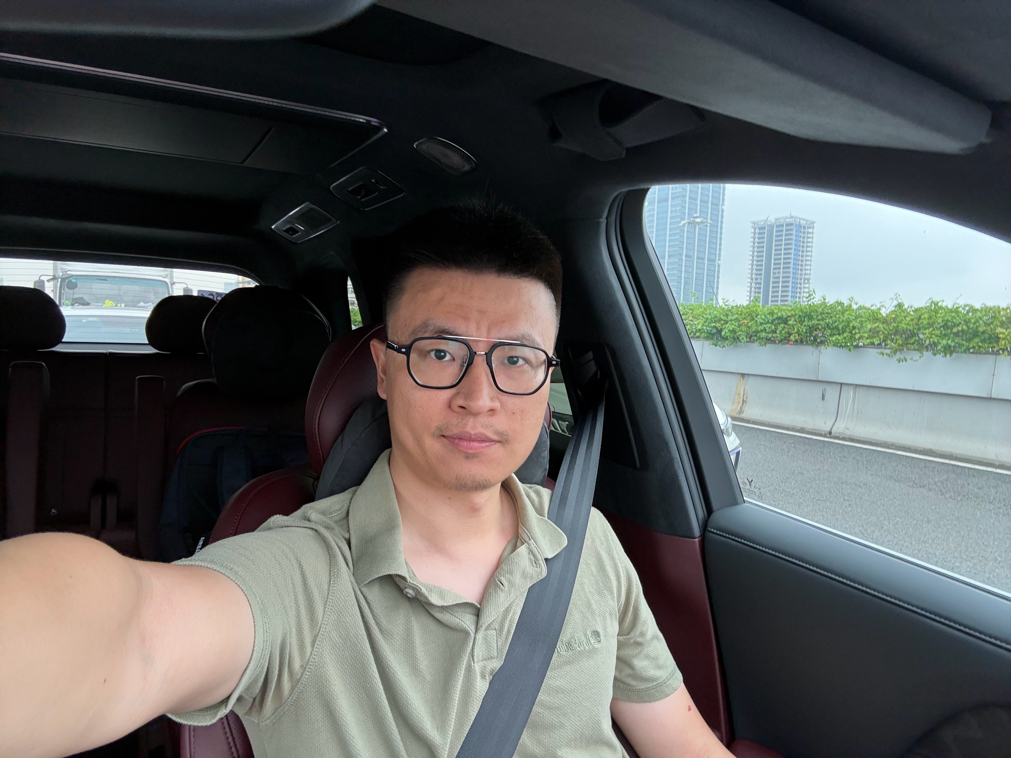 身体还没从上一节课的疲劳里缓过来，又去上新一堂网球课了…“动感”的生活不想开动感