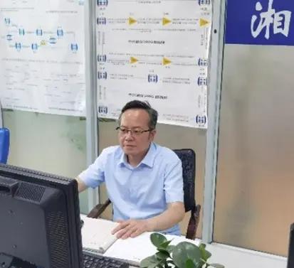 扎根机房一线的工匠！李乐文，把双碳技术送到基层班组
 
李乐文，现任中国电信股份