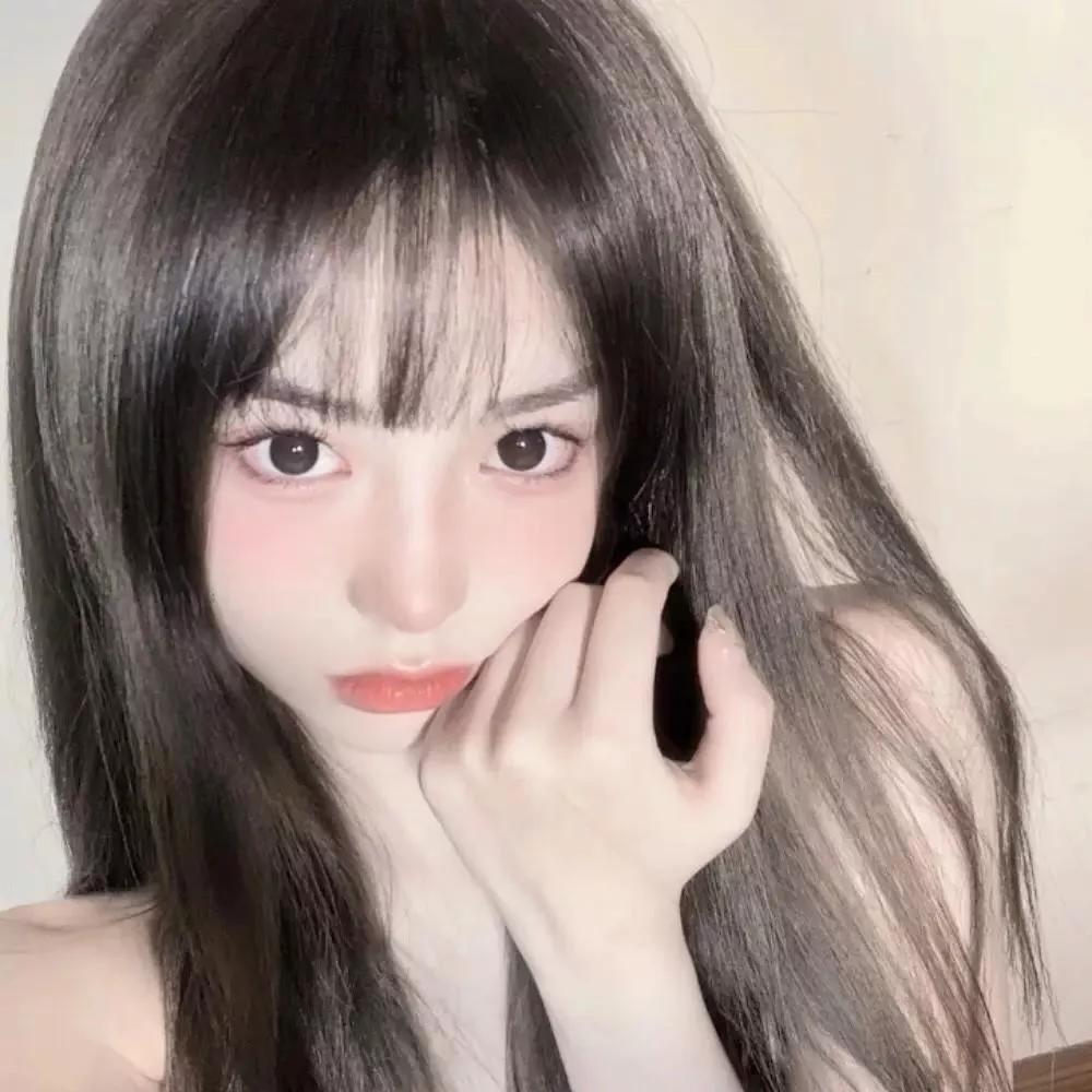 梦幻少女，温柔凝视，柔美长发，心动瞬间温柔美少女 温柔白裙少女 温柔少女 温婉长