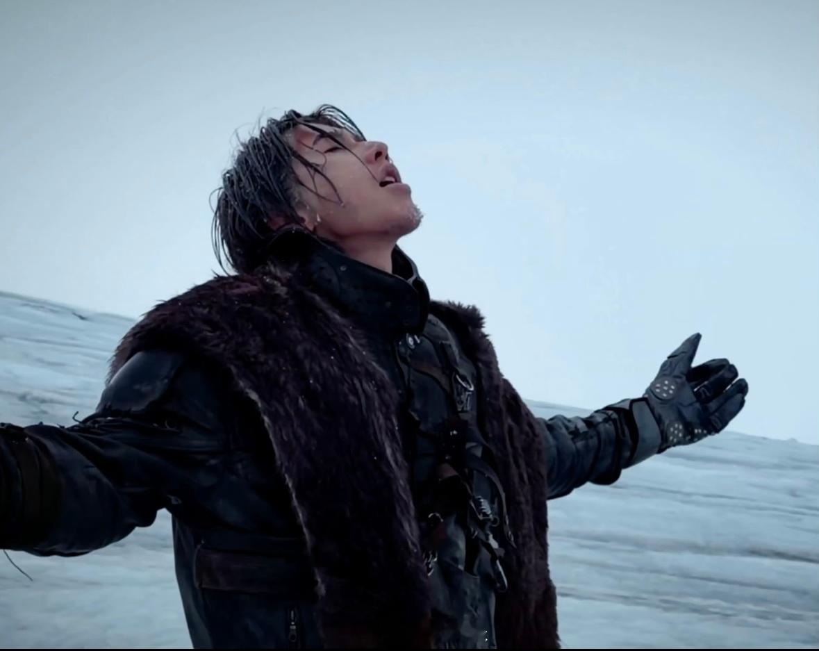 派酱安利 蔡徐坤colder花絮 《Colder》花絮每一帧都是电影质感！好强的