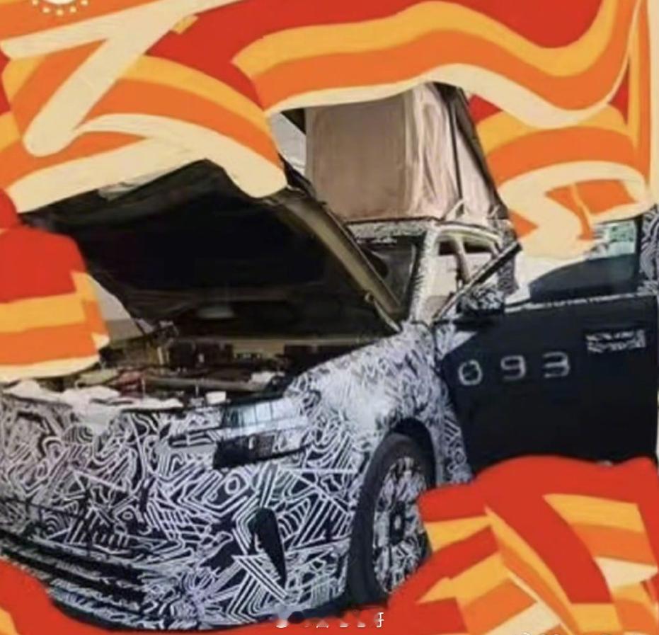 小米YU9 谍照！？车顶帐篷的技术应该是挺成熟了这种技术在之前只在露营车和少量的