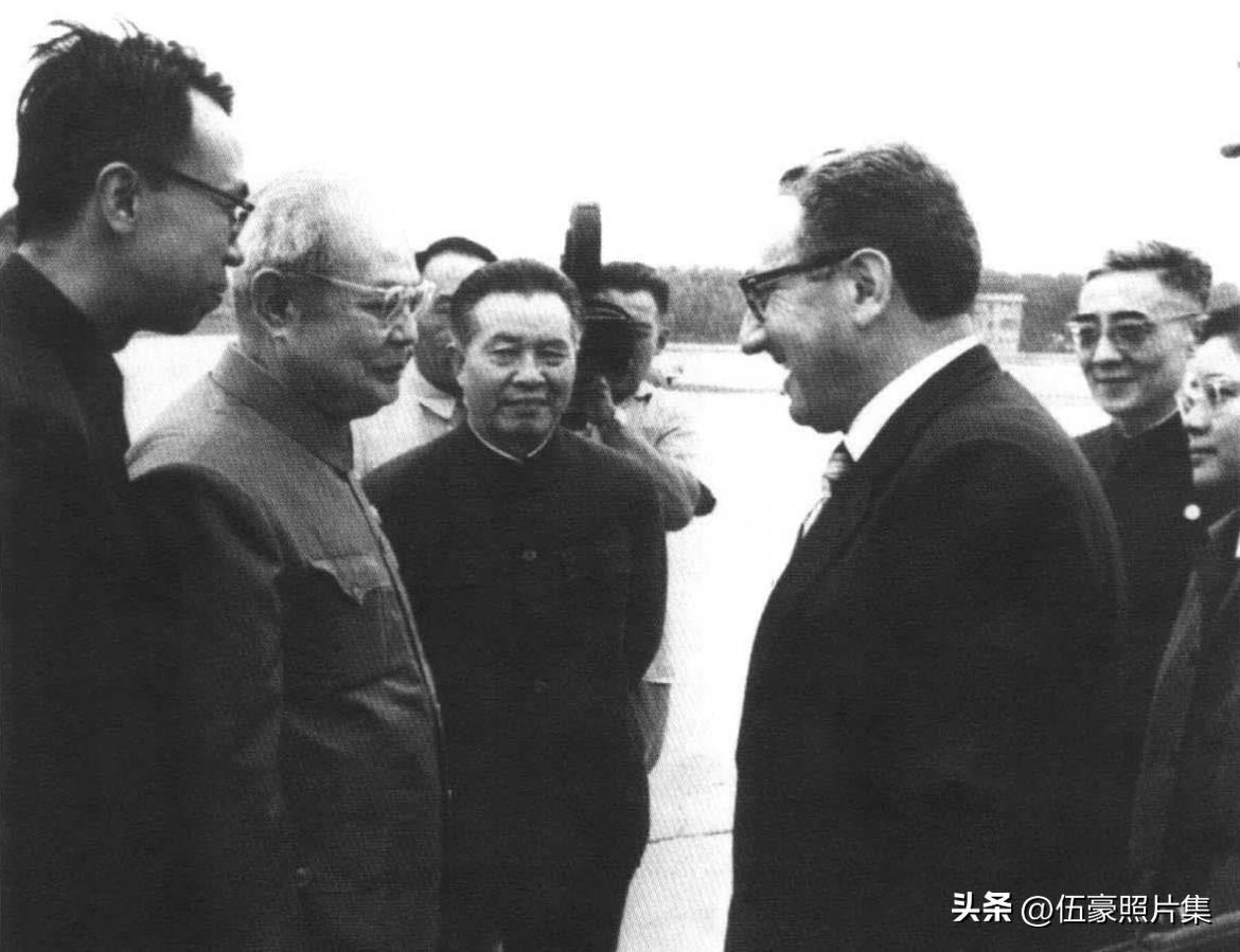 1971年7月9日，美国总统国家安全事务助理亨利·基辛格应邀秘密访华，中方领导人