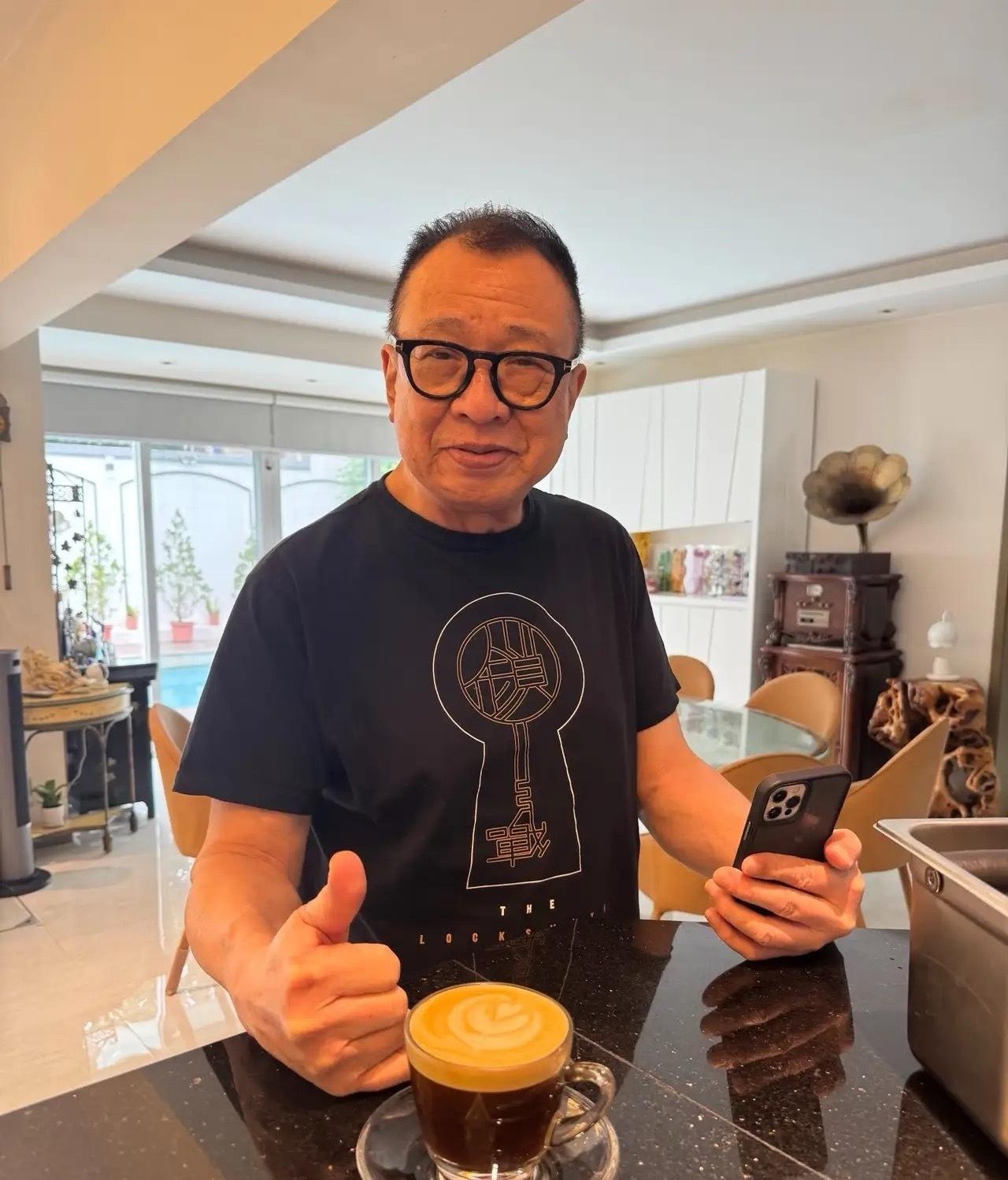 为什么许绍雄生病后
大家都在看古天乐有没有来？
原因很简单，
因为古天乐是香港演