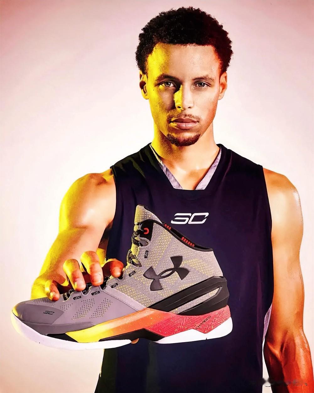 稍微科普一下库里对安德玛的意义，防止一帮人又被带节奏！

科普一下，签库里的时候