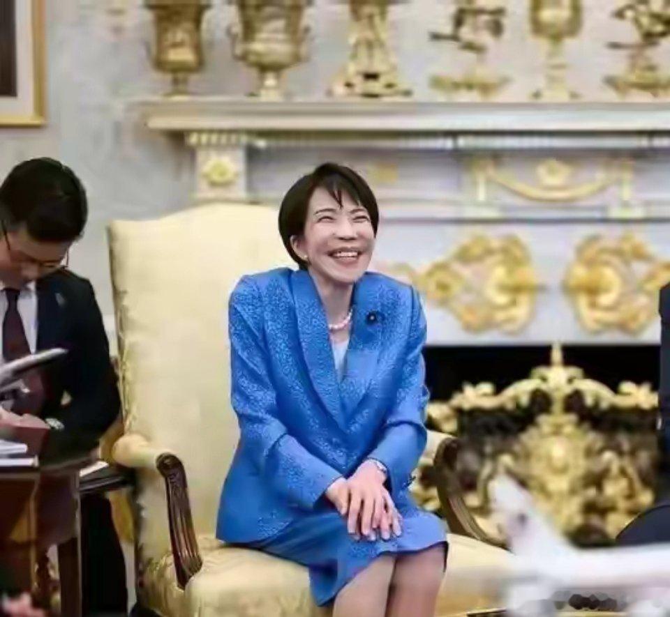 中蒙谈妥了！蒙古总统握着王毅的手，说了3点，日本的算盘打错了从6月9日到6月13