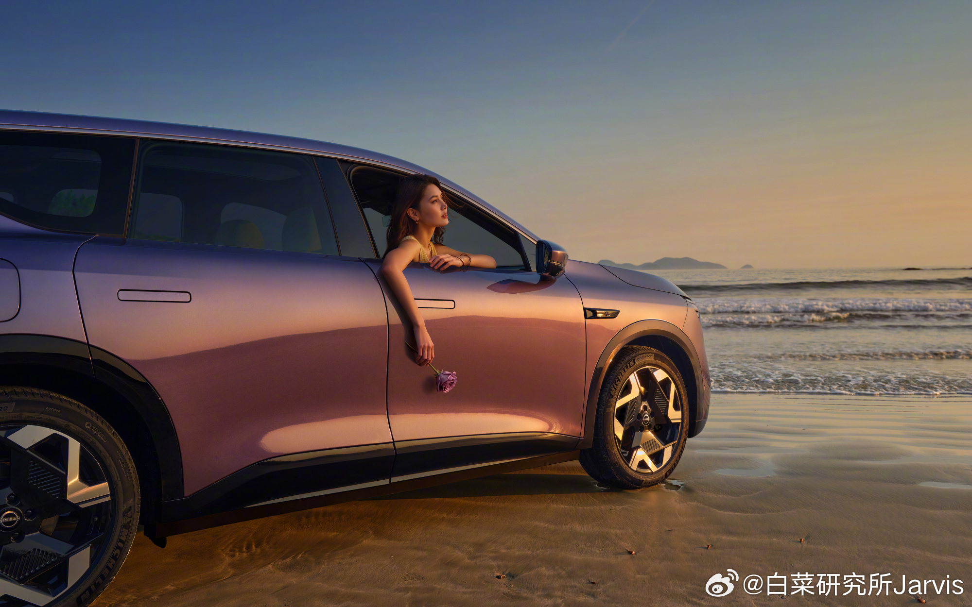 NX8带你一起告别通勤焦虑 现在的通勤焦虑缓解器，核心就是两个：纯电和舒适。NX