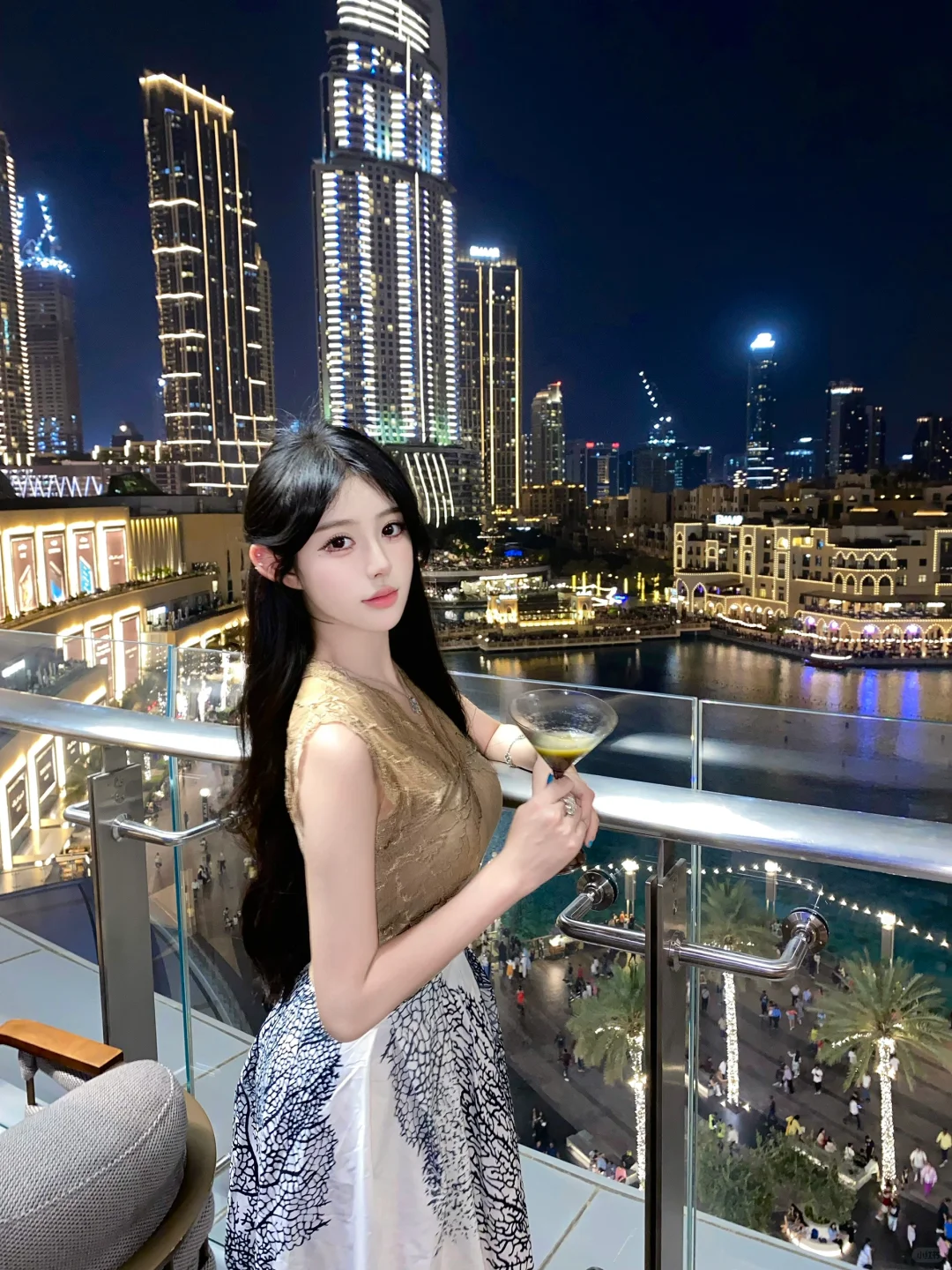 🍸