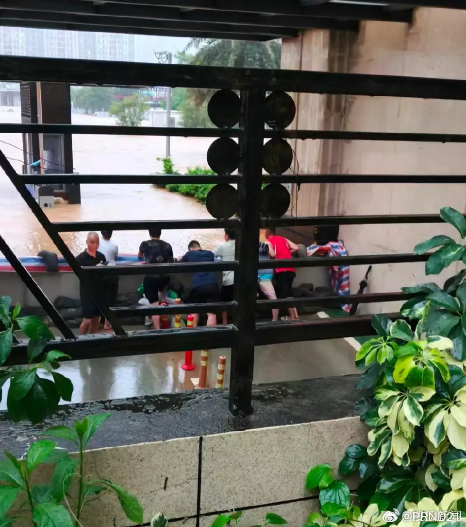 自发去车库抗洪失联男子已遇难 对这个新闻还有印象，图2-4是之前报道的。算不算见