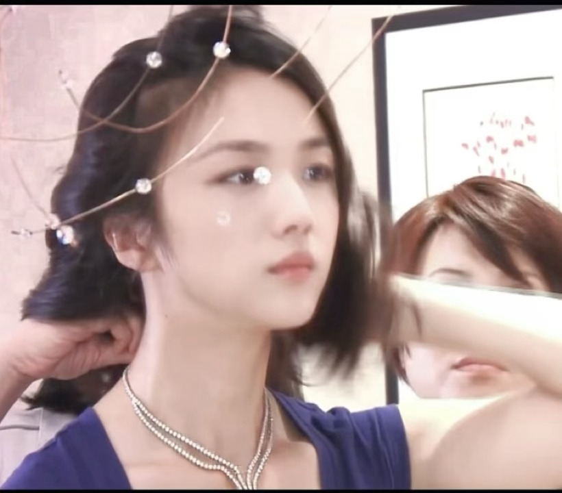汤唯  主体性很强的眼神 ​​​