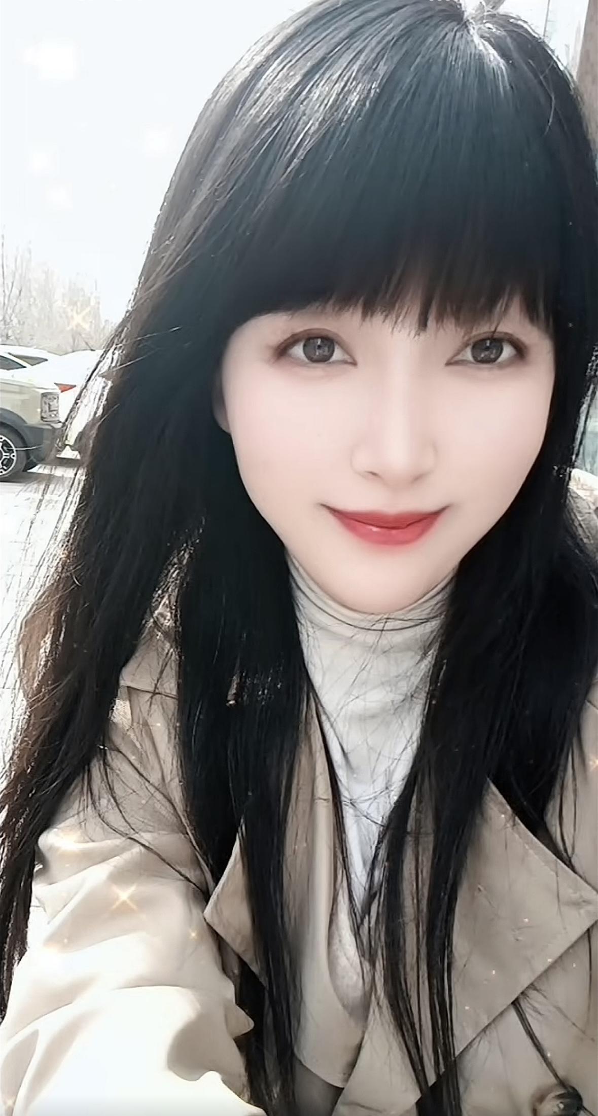 七绝•风花雪月思-雨梦

柔情似水风花雪，
月貌花容楚楚招；

浅唱低吟云水梦，