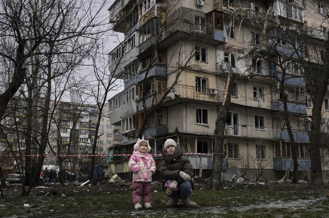 【美教授：乌克兰未输，2026年美国需加大对乌军援与对俄制裁】斯坦福大学教授麦克