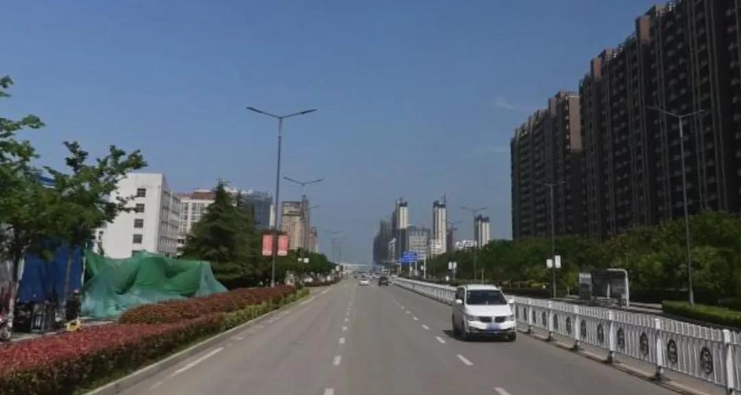 沛县是江苏省西北方向的一座古老的城市，是江苏省徐州市管辖下的一座县城。沛县之所以