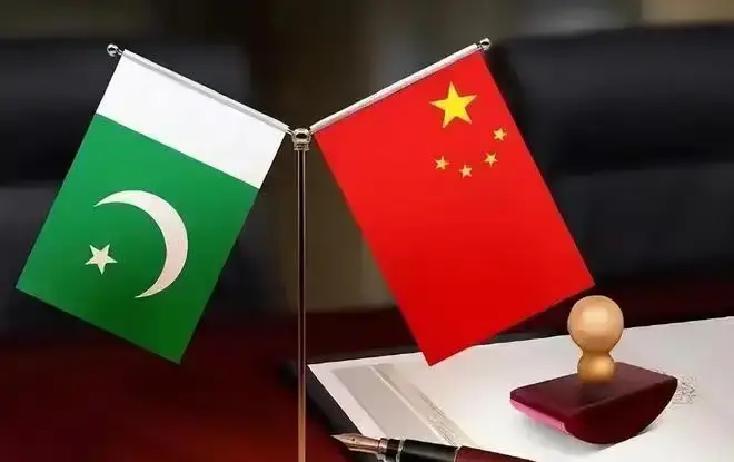 中巴是朋友，但安全上总要留条后手。
 
巴基斯坦年轻人多，不少精英去西方名校深造