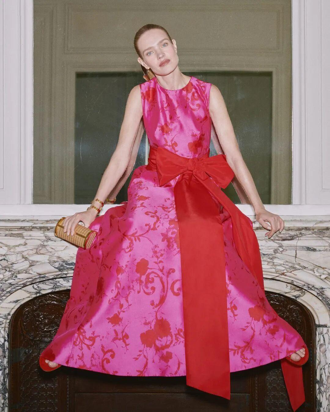时尚圈流传着一句戏谑却充满敬佩的话：“Natalia Run Fashion，A