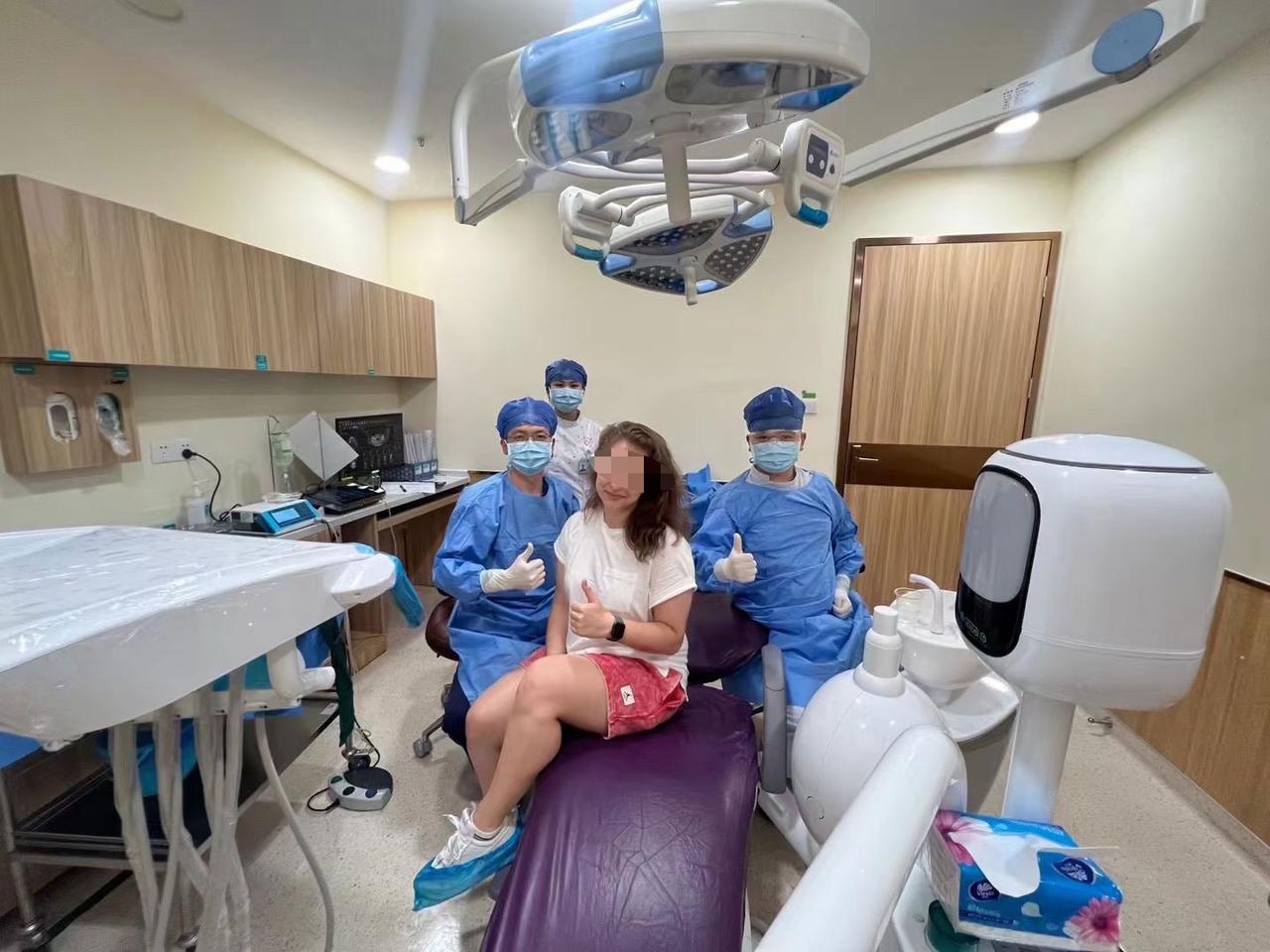 彻底藏不住了，真香！
1月26日北京消息，近期外籍人士赴华医疗旅游走红，英、意、