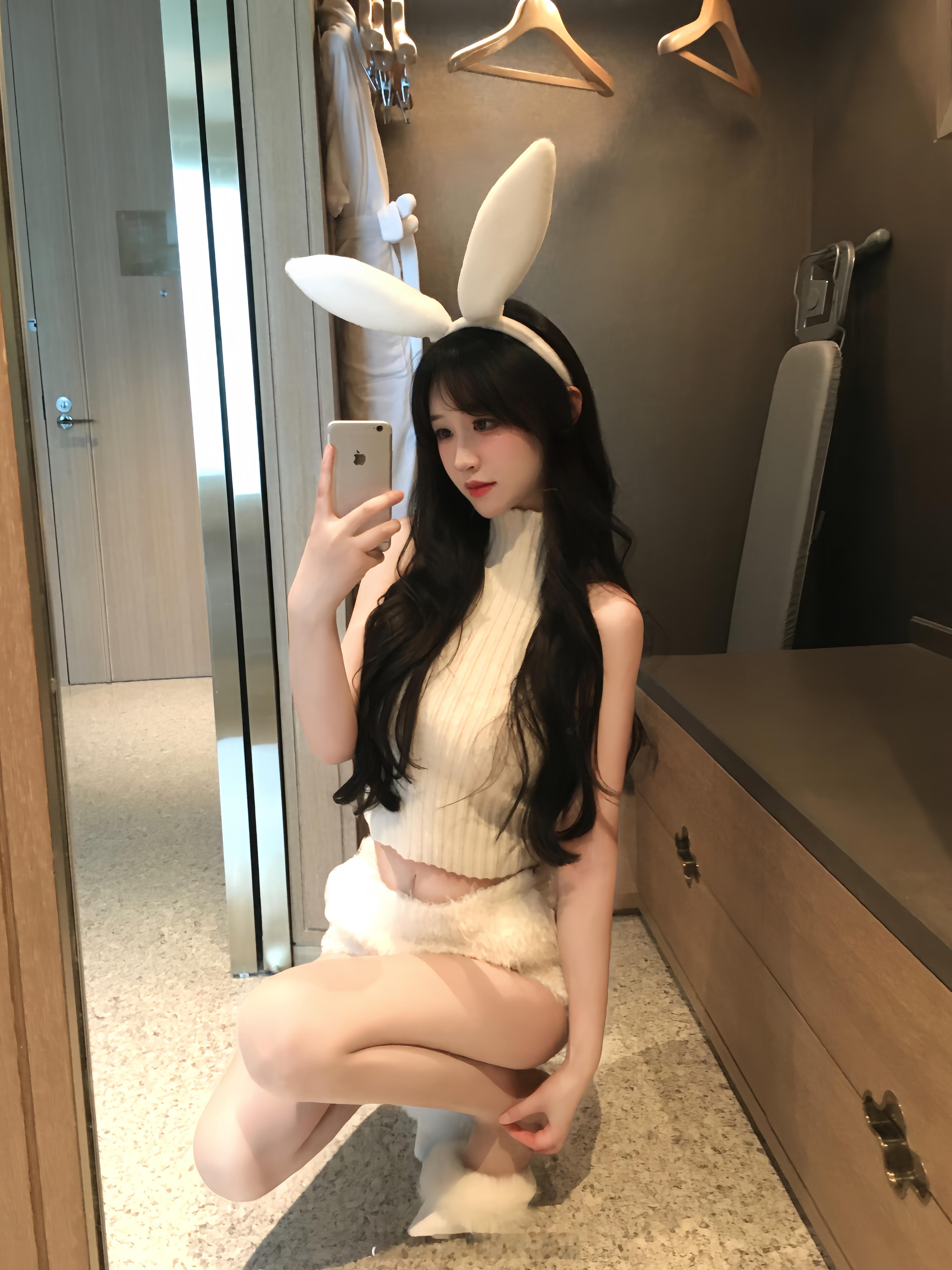 你总说我可爱 那我能不能做你的全世界🐇 