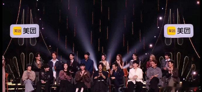 歌手2026同期在播音综开分TOP1歌手直播 告别过度修音的流水线舞台，原汁原味