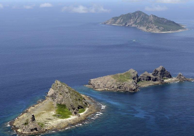 【高市早苗挑衅之际，中国海警赴钓鱼岛领海巡航，专家解读来了】直接开发，跟它啰嗦什