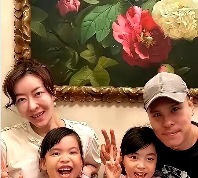 同样是换牙，郭富城女儿被捧成名媛，熊黛林女儿却被嘲像路人？这种看人下菜碟的双标，