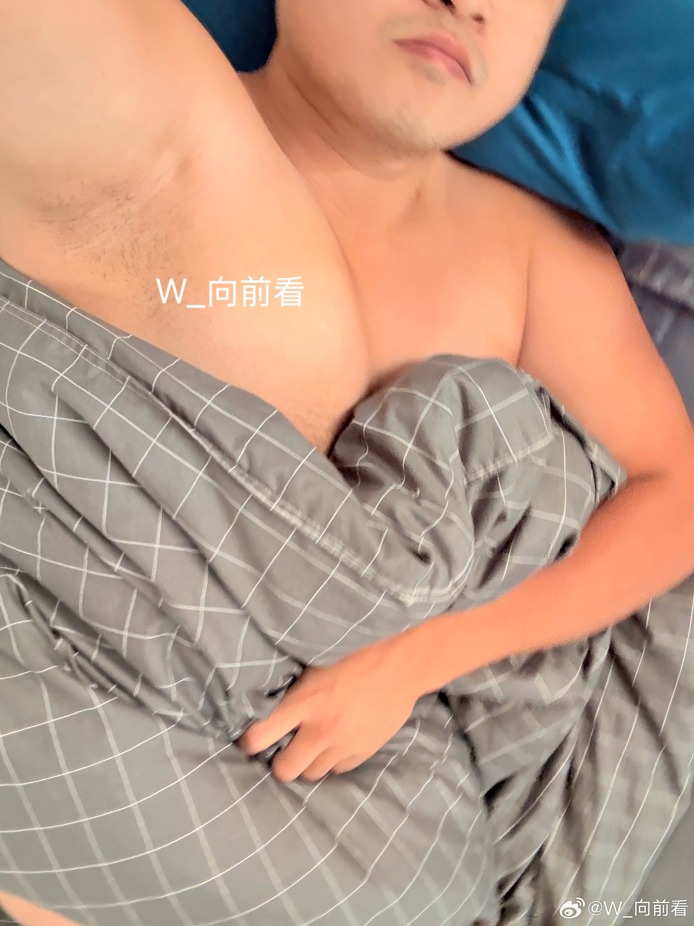 早上好！假期第4天了！又是下雨的一天🌧️！ 