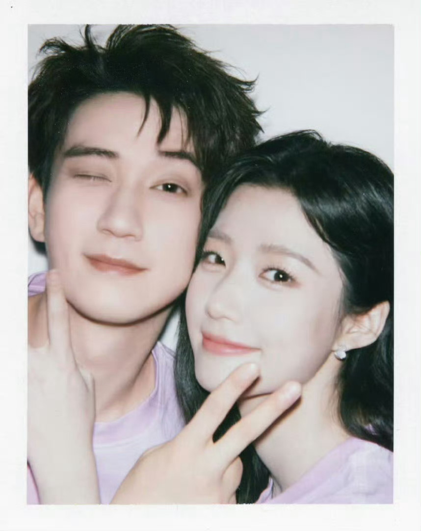 榜上佳婿开播一周年卢昱晓王子奇榜上佳婿开播一周年 榜上佳婿开播一周年了！ 