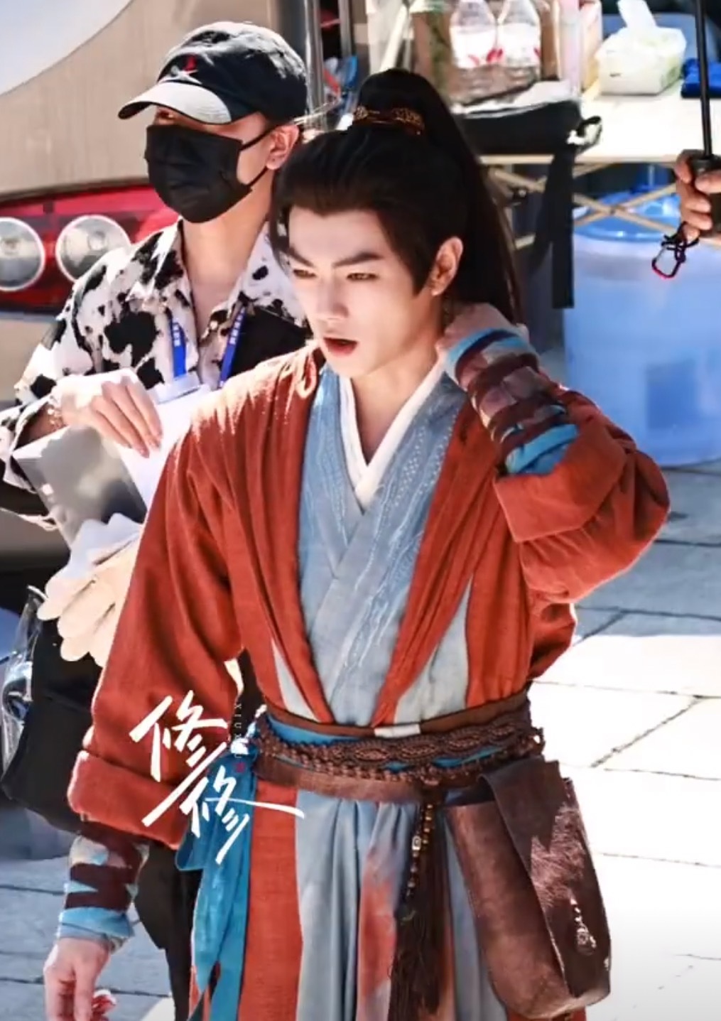 许凯天都异闻录第一套造型路透许凯天都异闻录首套造型许凯天都异闻录首套造型，好看的