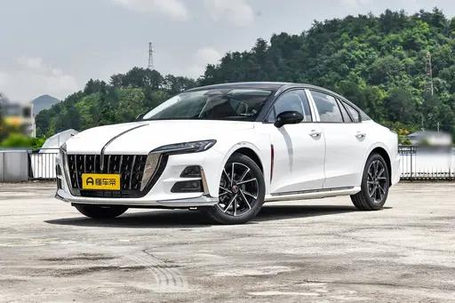 同样十几万，买新红旗H6，还是买二手高配H6？
 
最近看红旗H6，我越来越觉得