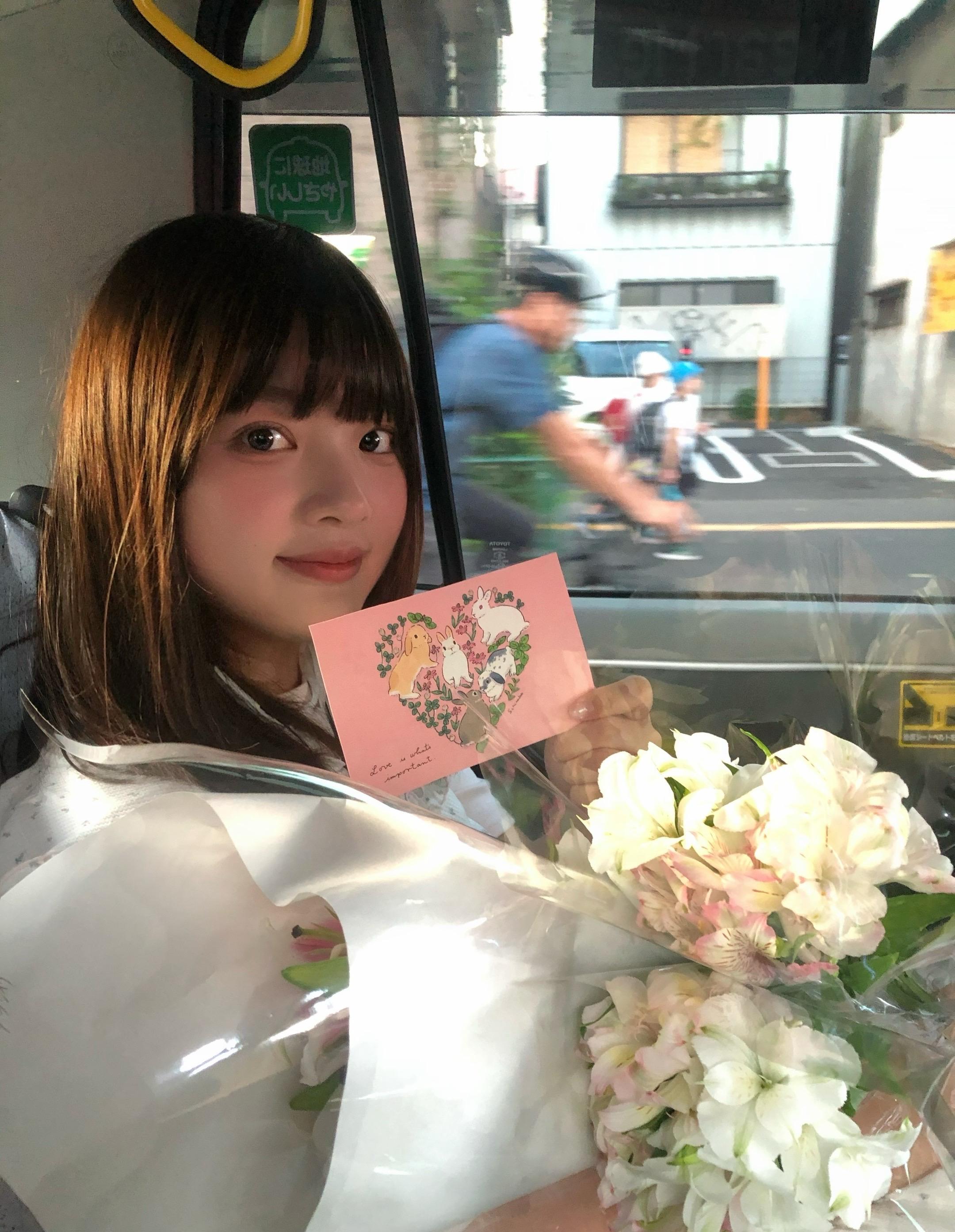想见你…♡。见面感觉像在兑奖 把好多想你兑掉才能换一次见你…