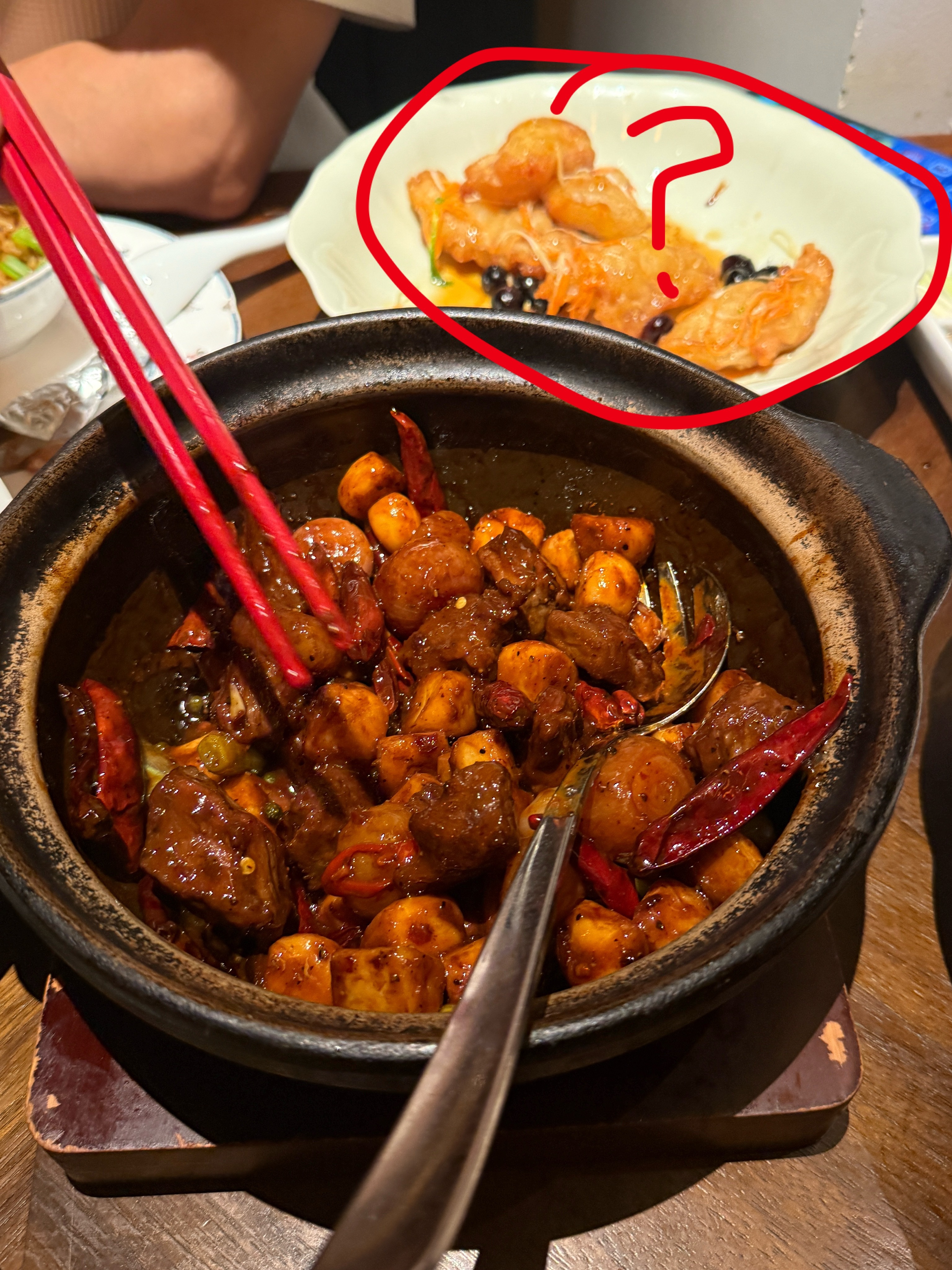 咋不管在哪家饭店都能让你点到锅包肉 