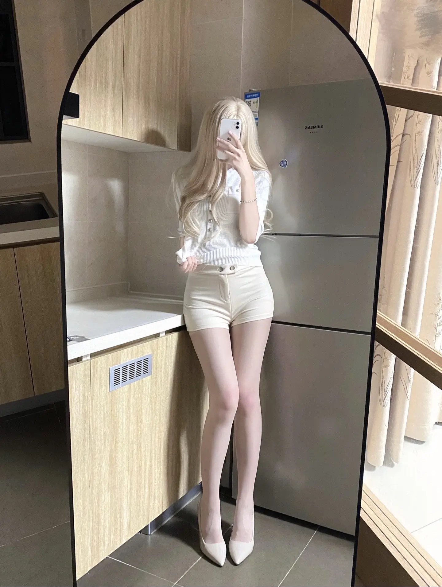 可以不要有那么多情绪吗 我们只是朋友