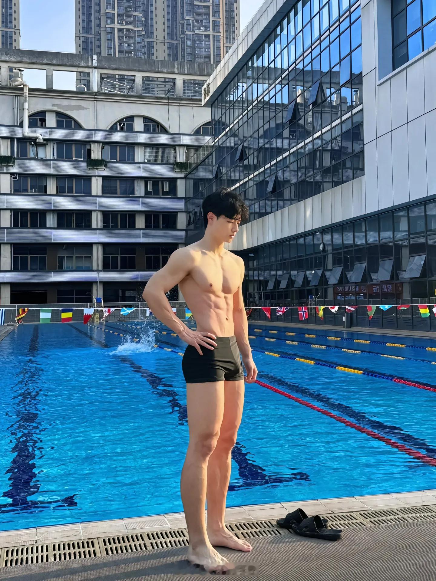 宽肩窄腰体育生[舔屏] 