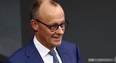 德国总理默茨在新年致辞中表示，2026年对德国和整个欧洲来说，都是决定性的一年。