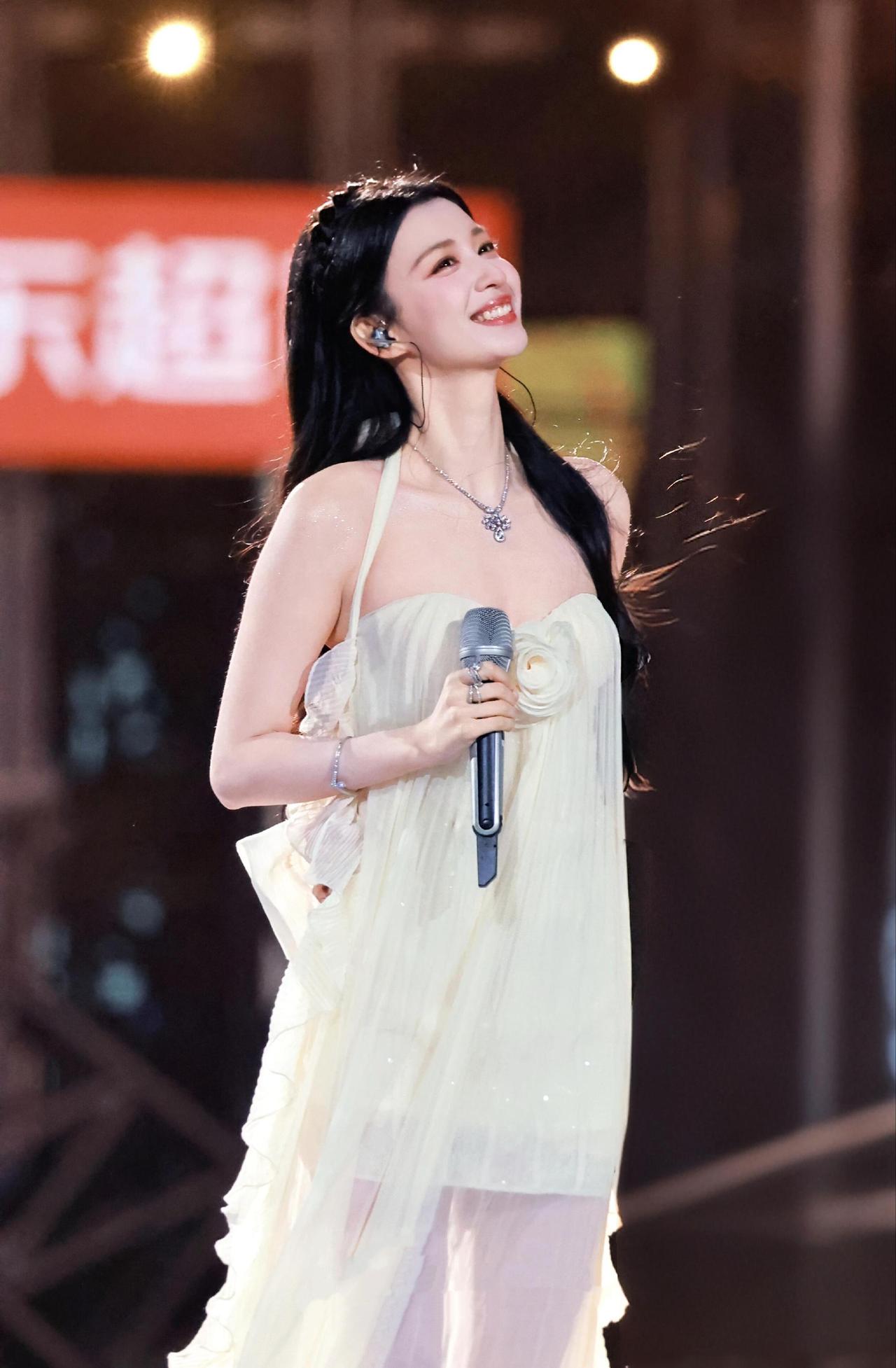 她是大气绝美的代表