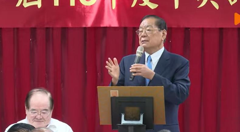 7月27日，国民党召开全代会后的中评会议。会上，被推举为会议主席的前副主席曾永权