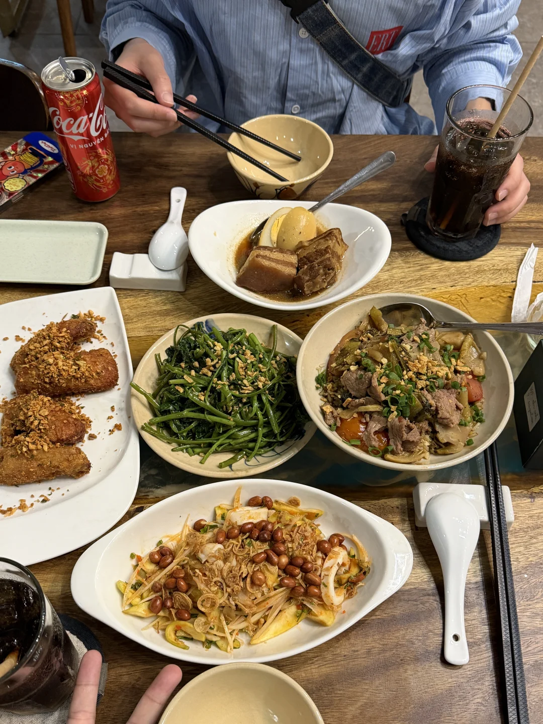 越南胡志明🇻🇳终于找到一家连吃3天的店！！！