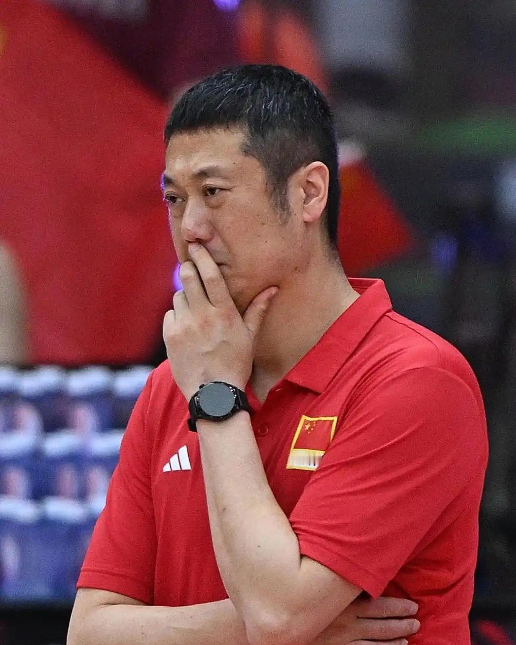 不吐不快，赵勇教练真搞笑，对中国女排输球应负全责！
       一、作为重点培