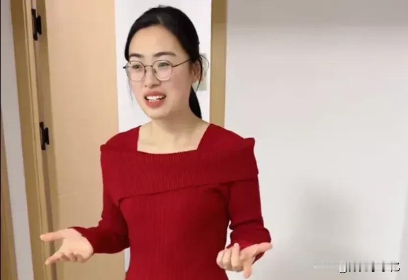 大家都知道我换房子了，原本想的是家里人多换个大点的房子舒服些。结果没想到，房子越