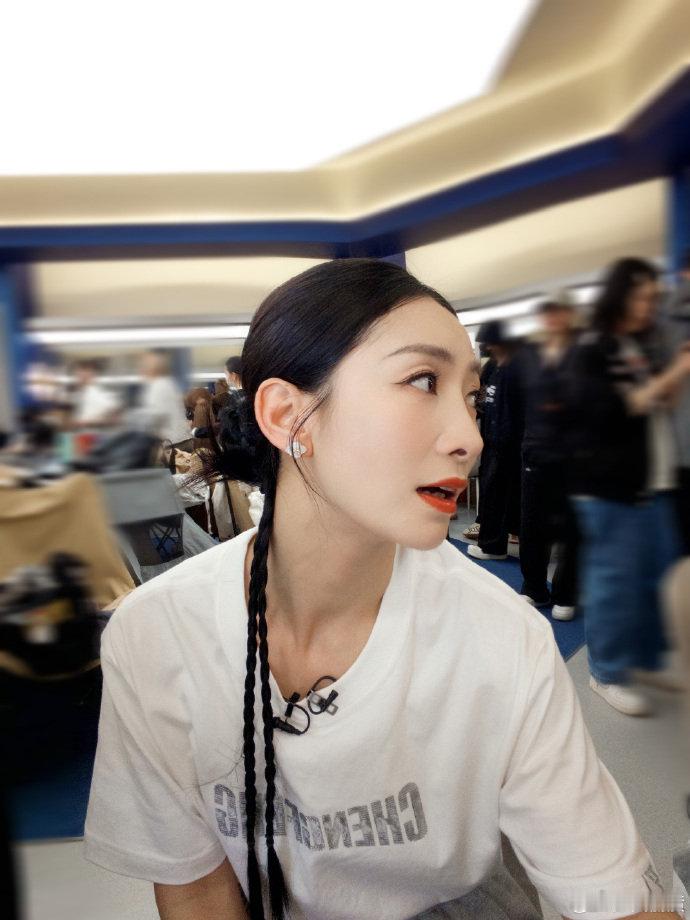 陶昕然陶昕然人生第一次打小抄乘风2026小抄备好全程没用上，属实大型可爱翻车现场