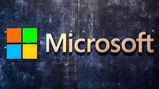 TechCrunch报道称，过去数月内，诈骗者滥用微软真实邮箱发送钓鱼邮件。该邮