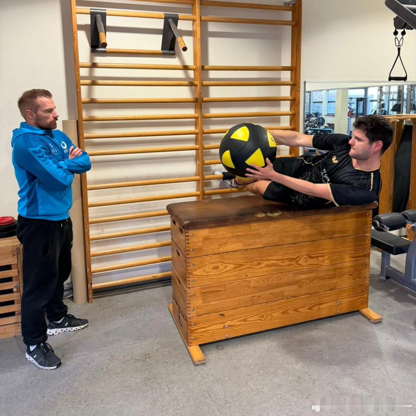 奥恰洛夫：额外的训练课和恢复💪 