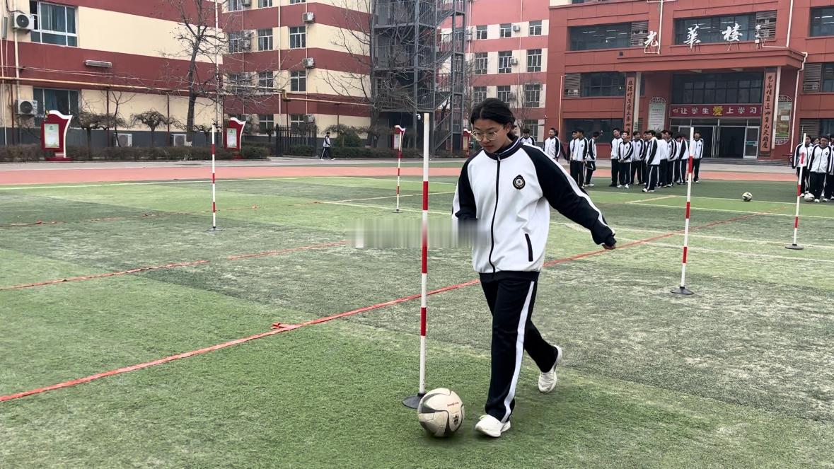 文章面馆 周一不见校园里的时光温柔又闪亮老师用爱心守护成长用专业点亮理想同学们勤