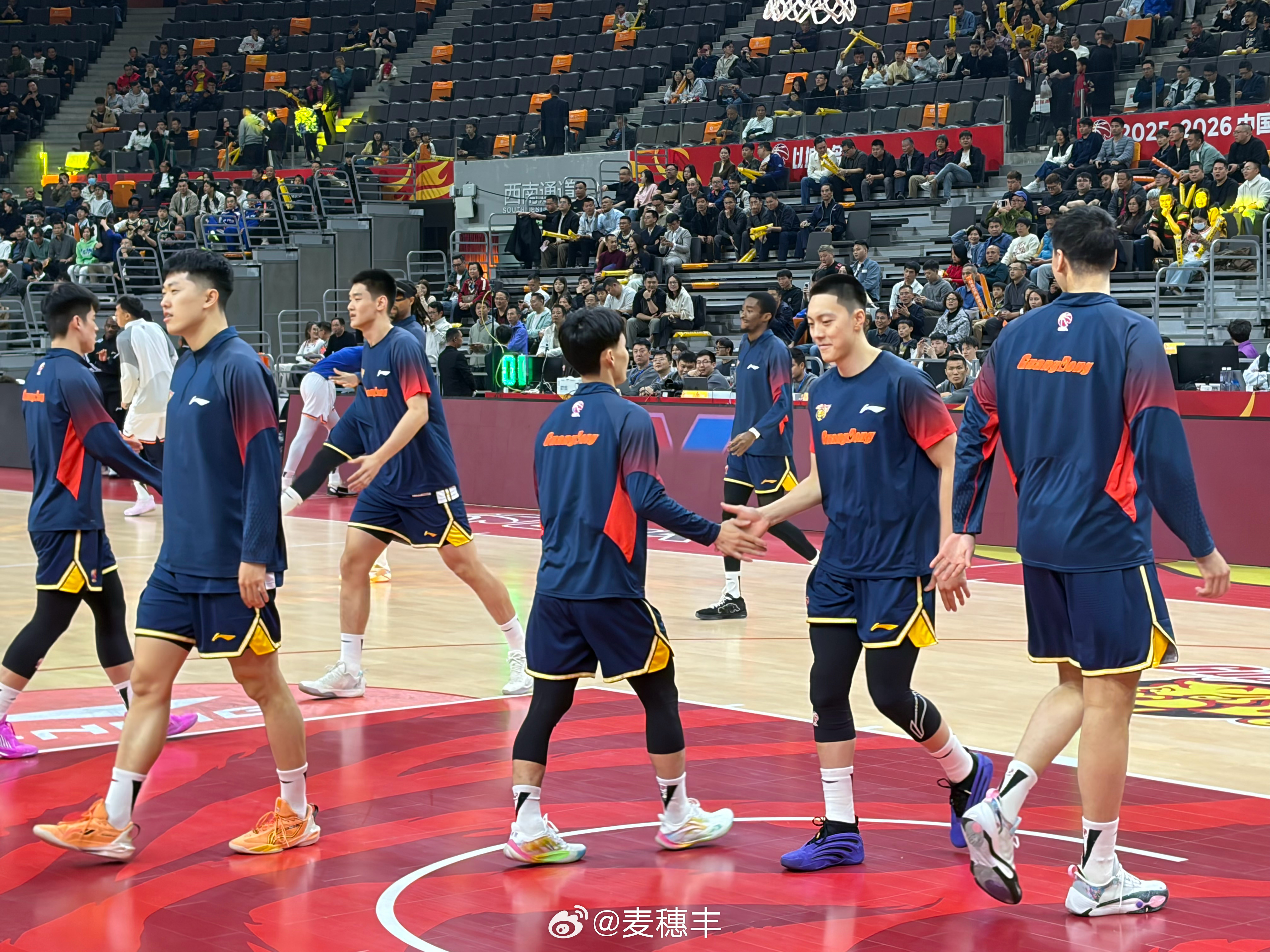 Let's go Tigers！广东男篮vs上海男篮广东宏远 东莞·东莞银行篮球