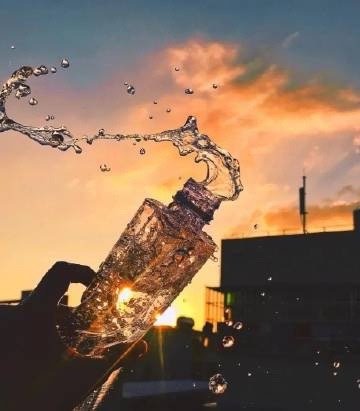稻盛和夫：一定要做一个没有情绪的人，不要到处诉苦，也不要轻易的相信别人的话，更不