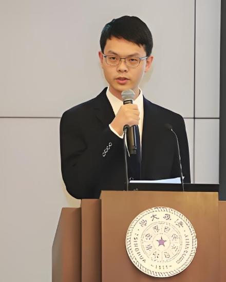 清华天才不满Anthropic涉华言论跳槽至DeepMind，这位清华物理天才是
