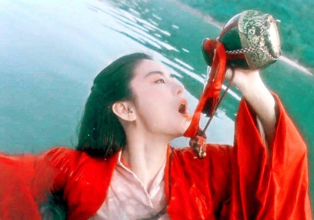 这事儿从根本上说，还是观念与态度的问题！为何女生不要谈太久的恋爱？俩人相处久了就
