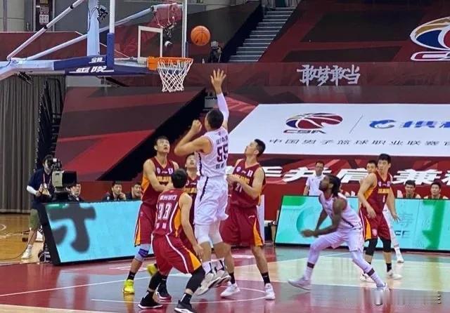 新赛季CBA揭幕战确定：辽宁男篮主场面对浙江稠州金租