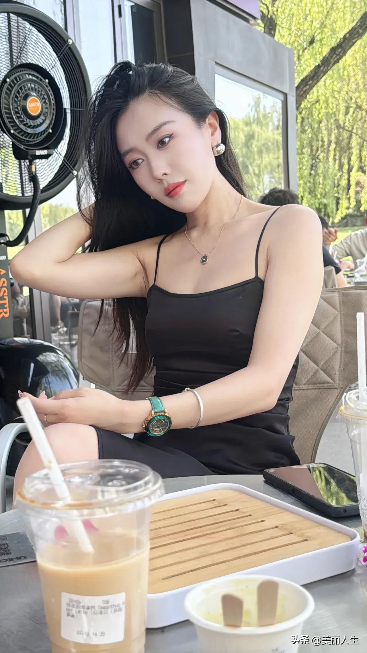 长相守，到白头，山为证！