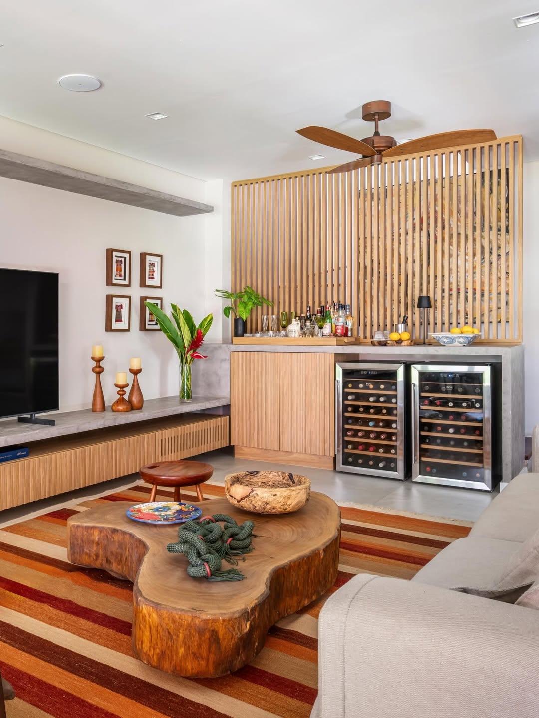 210㎡复式住宅，自然原木把高级感和烟火气焊死分享你最喜欢的装修风格 家居