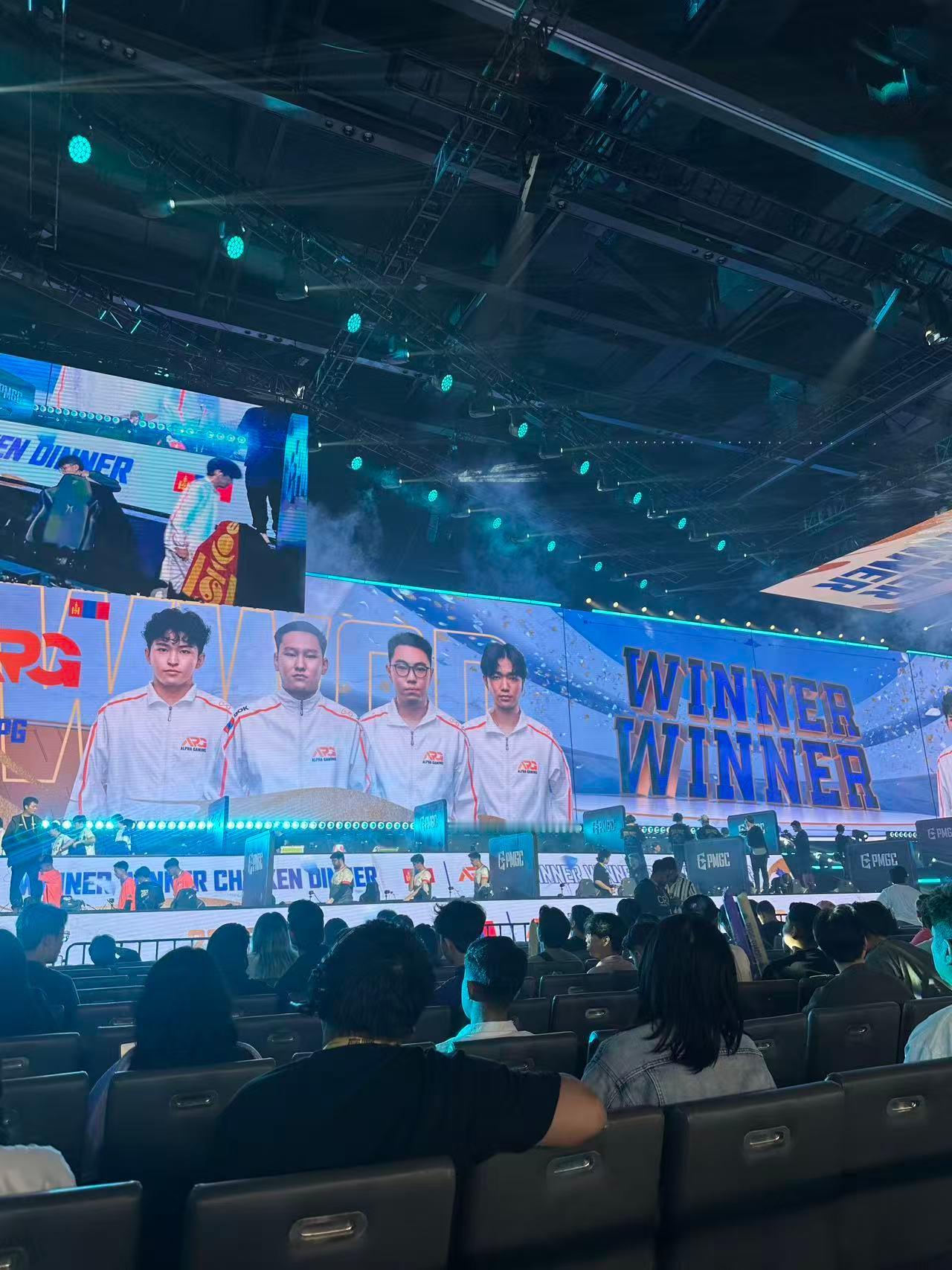 和平精英世界赛决赛揭幕战TT登场全球总决赛 【2025和平精英全球总决赛】决赛 