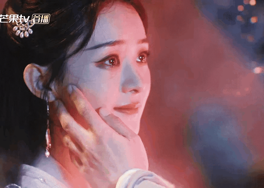 #赵丽颖提议的删掉父女相认戏台词#赵丽颖在《与风行》中对角色的深度把控令人钦佩。